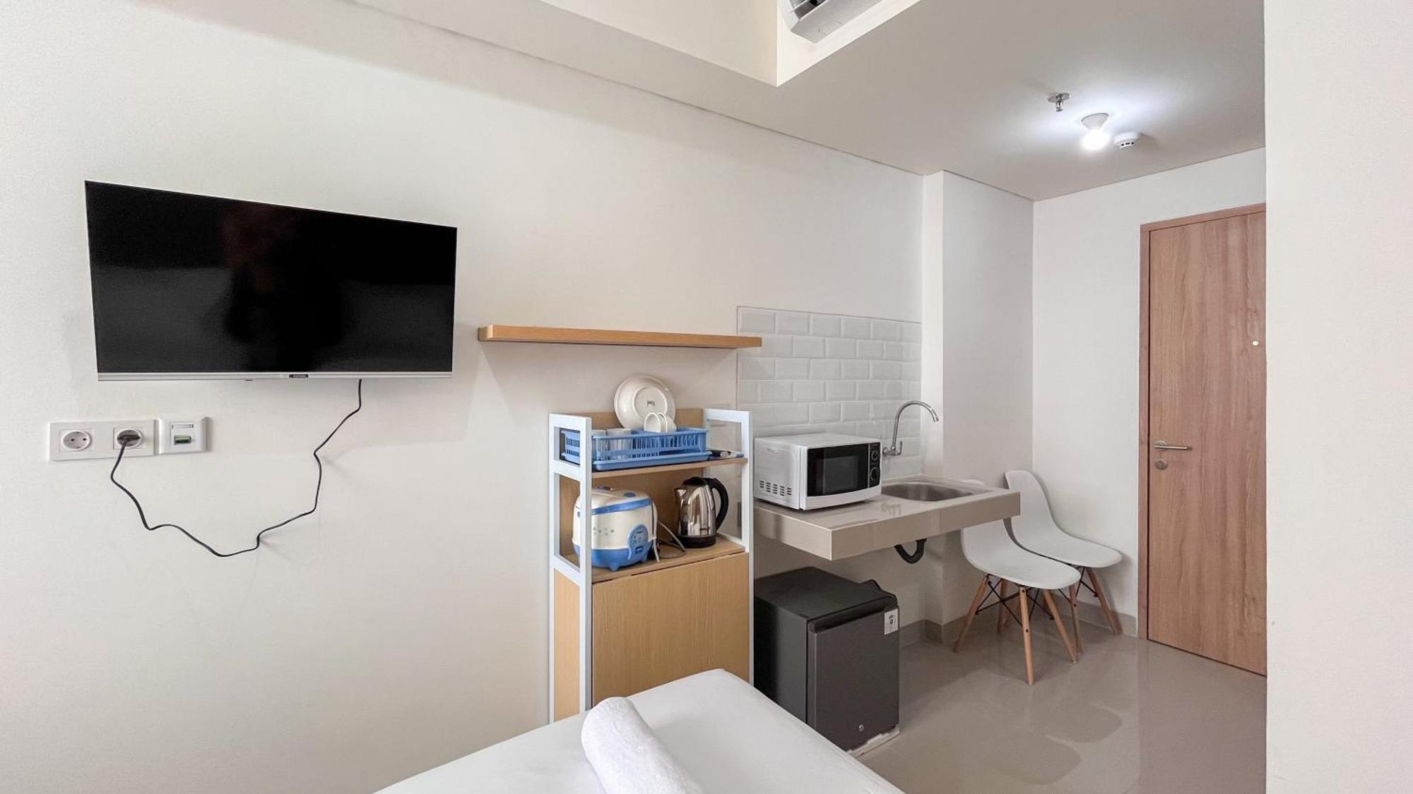 Ferienwohnung Warm And Comfy Studio Makassar Exterior foto